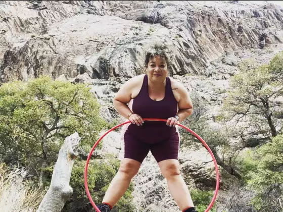 HoopYogini™ 脊椎覺醒系列和流程